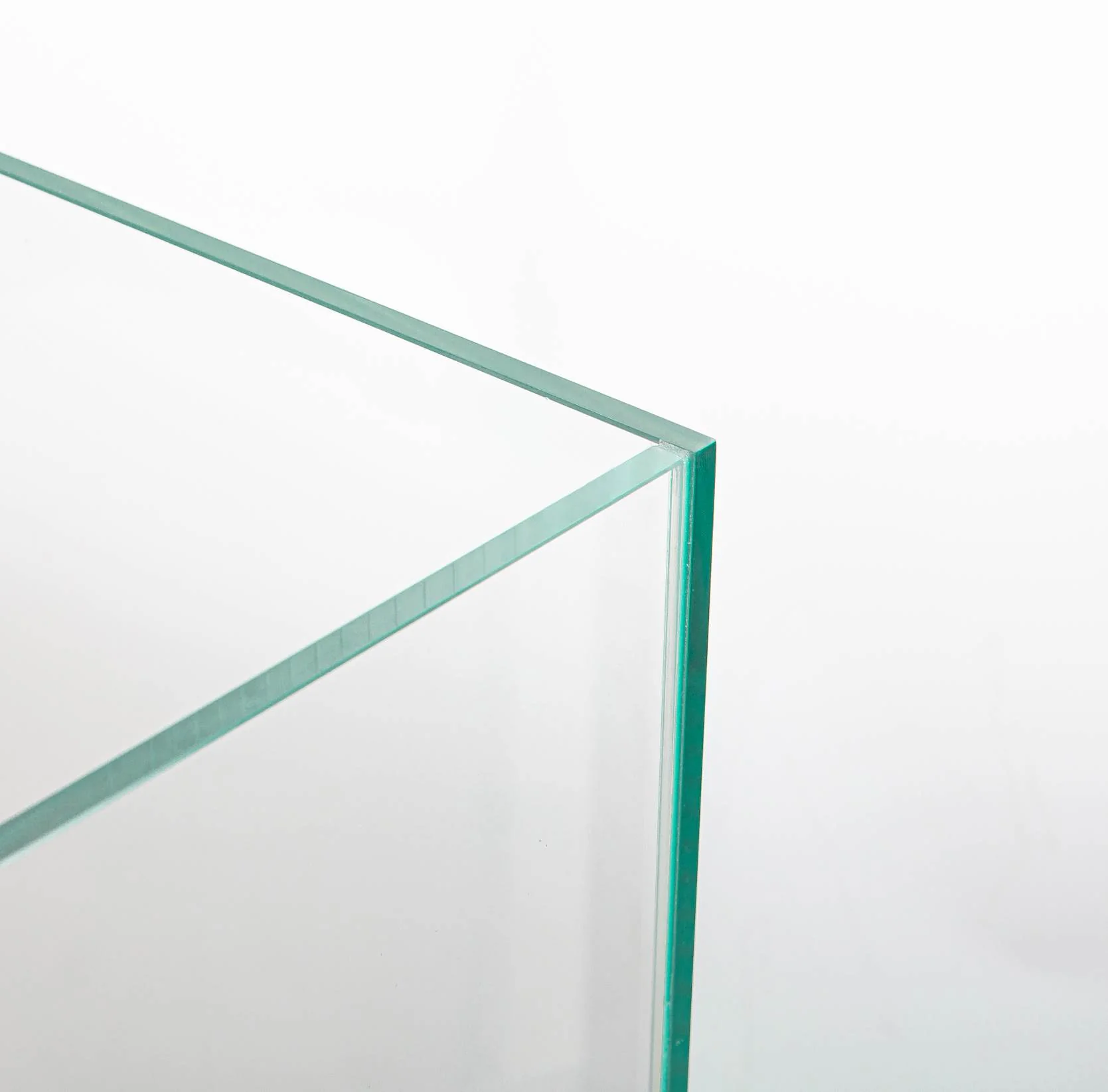 Aquael Ultrascape 60 Optiwhite Aquarium Set - Image 5